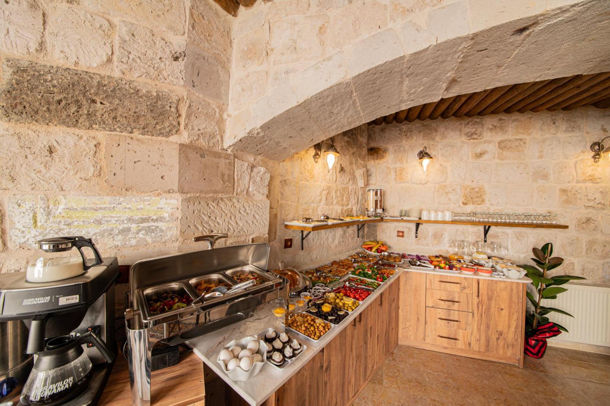Ares Cave Suites Göreme Exterior foto