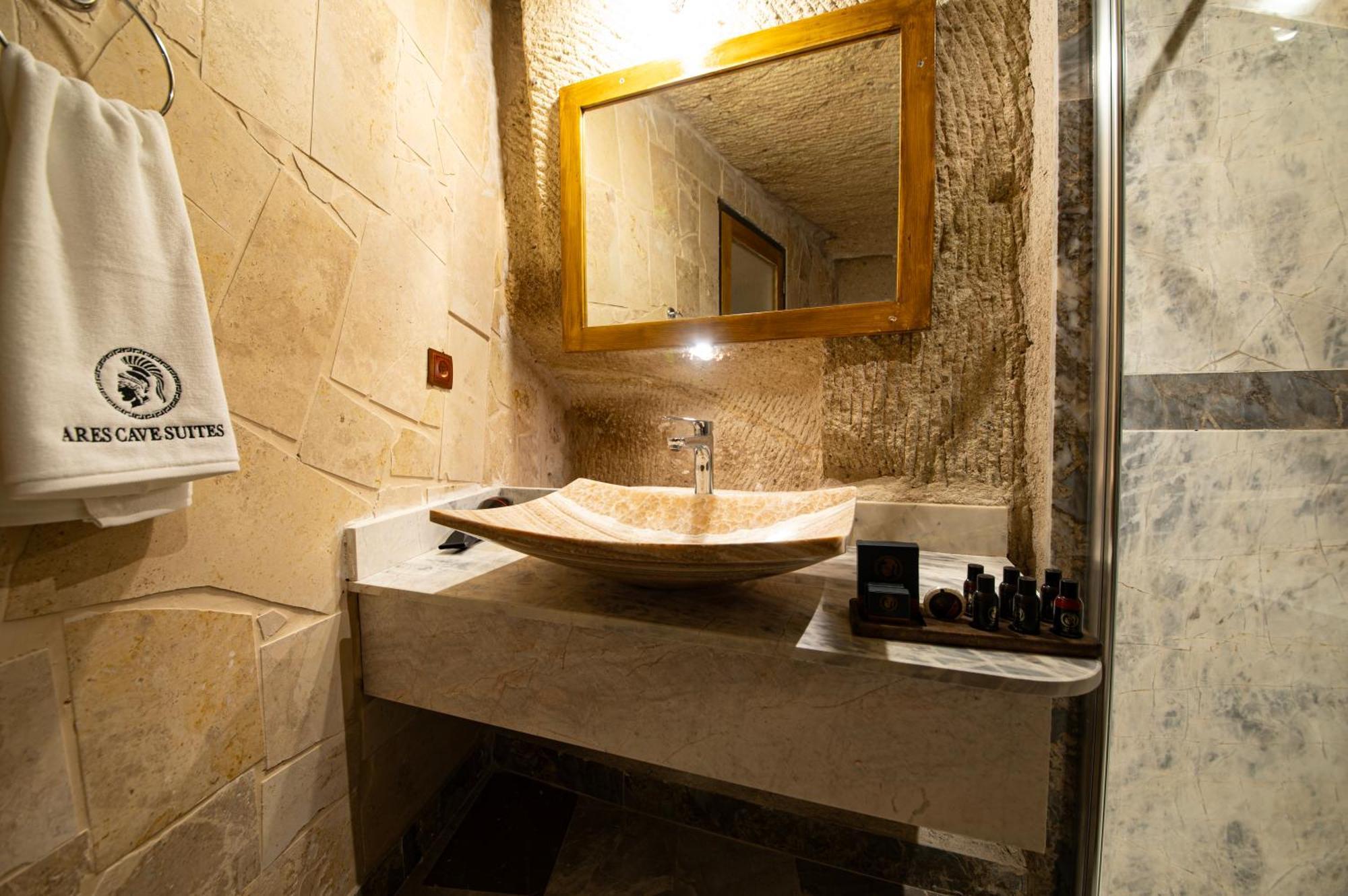 Ares Cave Suites Göreme Exterior foto