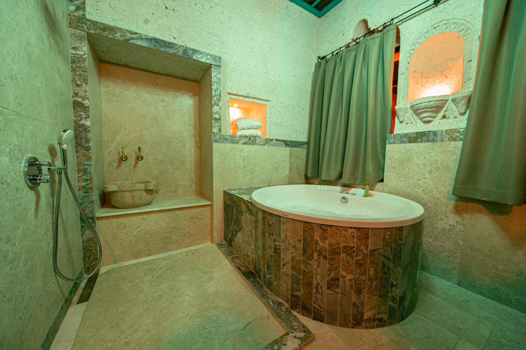 Ares Cave Suites Göreme Exterior foto